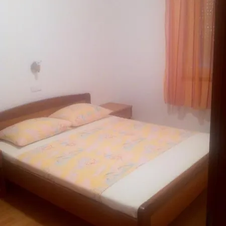 Guesthouse Lopar Лопар