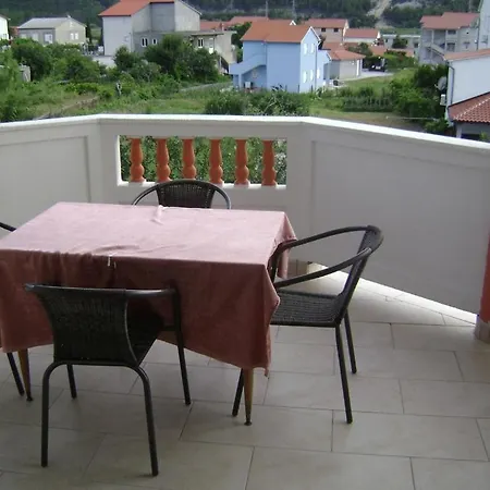 Guesthouse Lopar *
