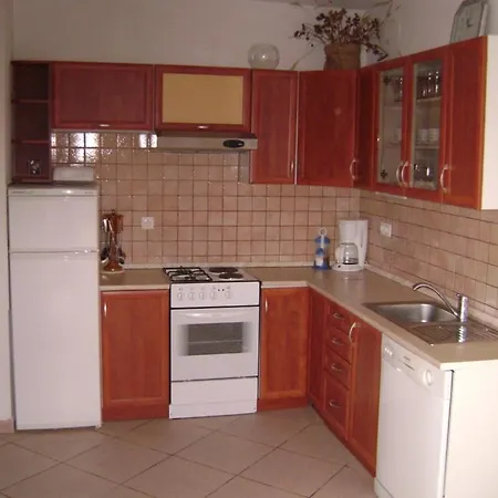 Apartment Guesthouse Lopar